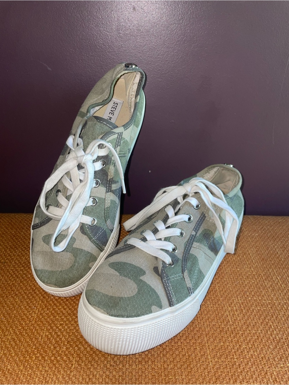 Steve Madden Green Camo Low-Top Platform Sneakers
